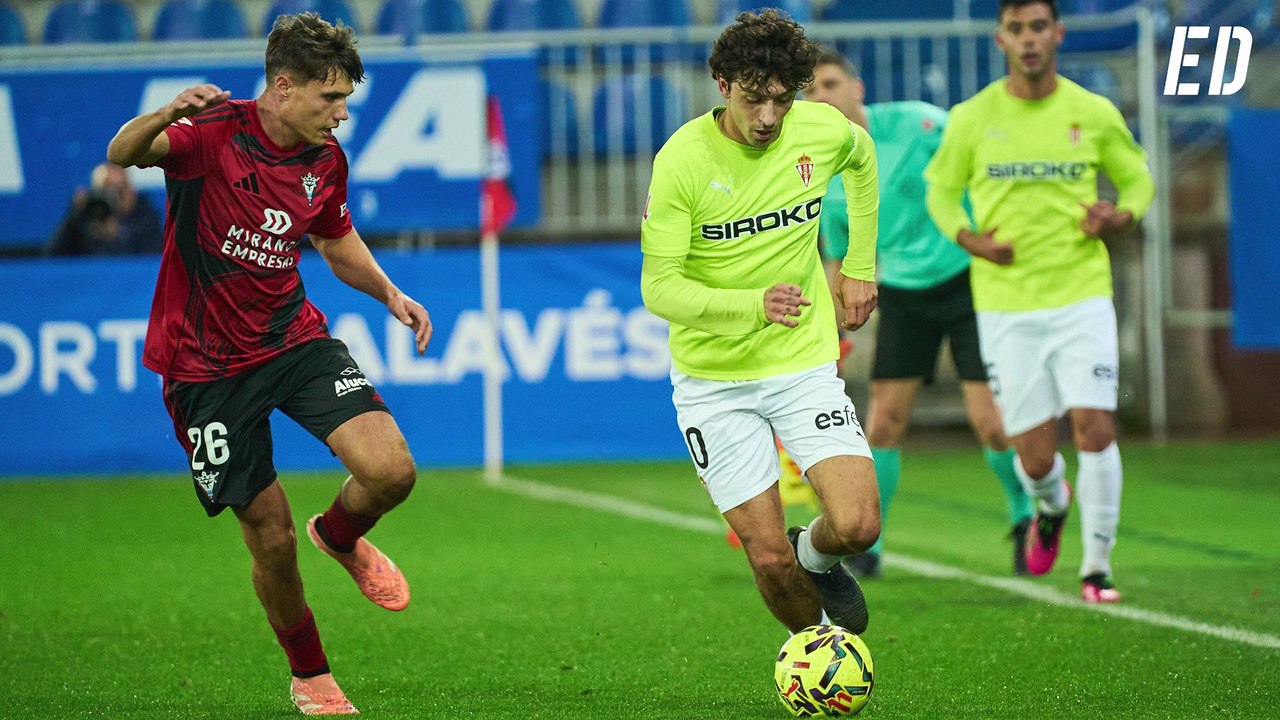 Insólita camiseta del Sporting de Gijón en la jornada 13