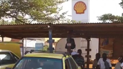 Escasez de combustible, tensiones con Francia y creciente inseguridad ahogan a Mali
