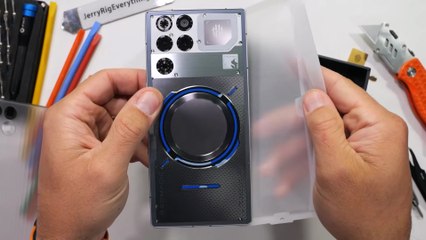 The Coolest smartphone I've ever held (Not Clickbait)