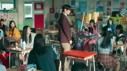 مستعد يسامح اي حد ف المدرسه يغلط فيه ولكن الي يفكر يجي علي اصحابه بيطر يخرج الوحش الي جواه مخبيه