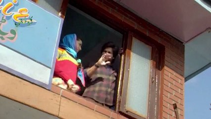 بيسافر علي دراسته واما بيرجع بيلاقي البيت مدمر بكل حبايبه كل واحد كان السبب بيحاسب علي عمايلة