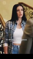 Sustituta Secreta para el Rey de la Mafia en Español