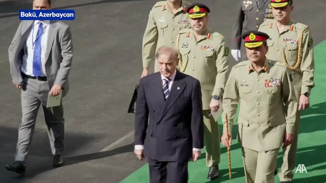 Karabağ Zaferi'nin 5. yılı dolayısıyla düzenlenen törene katılan Cumhurbaşkanı Erdoğan, Azerbaycan Cumhurbaşkanı Aliyev tarafından karşılandı