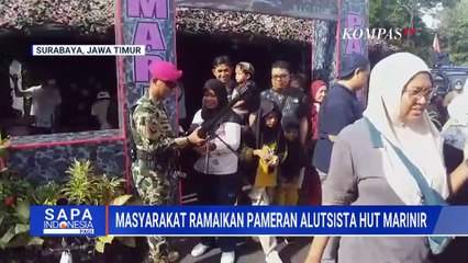 Warga Padati Grahadi, Saksikan Aksi Penerjun di HUT ke-80 Korps Marinir