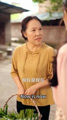 (3) After transmigrating into a stupid and clumsy cannon fodder female supporting character, she boldly proposed to the future villain, seeking protection, but only received ridicule and sarcasm in return. Just as she was preparing to find an honest man t