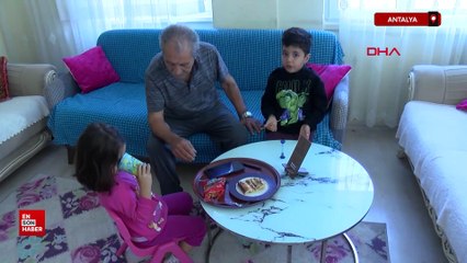 Antalya'da hayatını 3 torununa adayan dedeye evden tahliye şoku