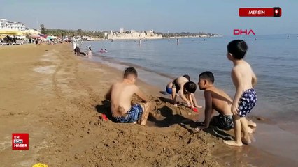 Mersin Kızkalesi'nde kasım ayında deniz keyfi