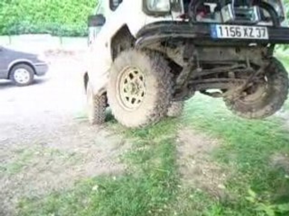 rocky suspendu au tilleuil