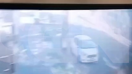 Veja por outro ângulo: Câmera mostra de perto roubo seguido de agressão em Cascavel