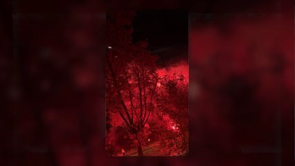 Fumigènes et pétards... Deux minutes de folie dans le quartier de la tour Eiffel