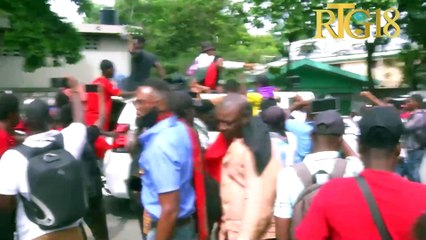 Betty Lamy reponn kesyon jij enstriksyon Bejamin Félismé