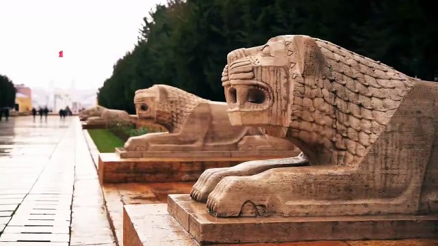 Mansur Yavaş’tan 10 Kasım mesajı: 10 Kasım, bir veda değil; Her gün biraz daha büyüyen bir emanet bilincidir