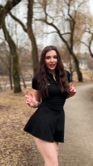 OOTD: Deep Plunge & Bodycon Style | Is This My Best Mirror Check Yet?