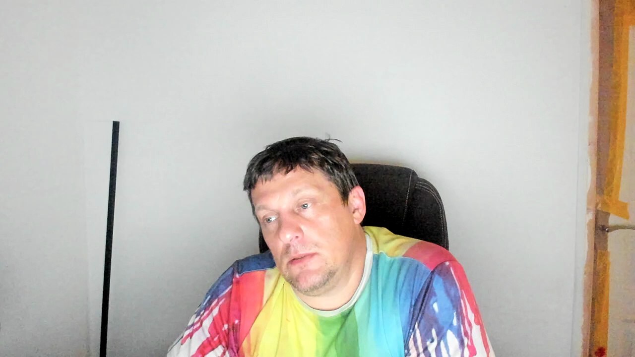 petite teste de Lunaria lundi 17_06_2025 avant sa deuxième chimio et ponction lombaire mardi . 4