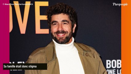 “Les premiers au village” : Agustín Galiana stigmatisé dans son enfance, ses parents étaient “pointés du doigt”