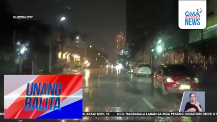 Ilang puno at poste ng kuryente, humambalang sa kalsada sa kasagsagan ng Bagyong Uwan; mga bakod na yari sa yero, natumba rin | Unang Balita