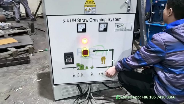 Hydraulic Mobile Screw Conveyor | Efficient Material Handling for Feed & Biomass Industry