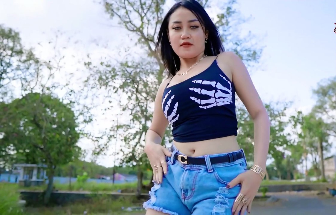 DJ FULL BASS TERBARU  REMIX MELODY VIRAL TIKTOK PALING ENAK SEDUNIA