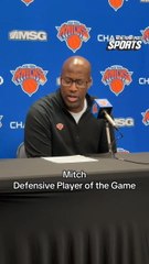 HC Mike Brown announces Mitchell Robinson as defensive player of the game