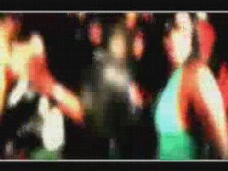 Roscoe Umali (Ft. E-40 & Bobby Valentino) - Live It Up