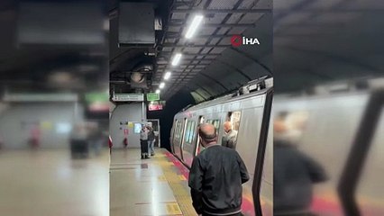 Metro istasyonunda şoke eden olay: Bir anda metro aracının üstüne tırmandı!