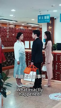 (3) After their marriage, he left her alone in their empty room every night. He filled the void by holding a photo of his first love. Later, he brought his first love and their child back to their marital home. She finally let go and stopped foolishly giv