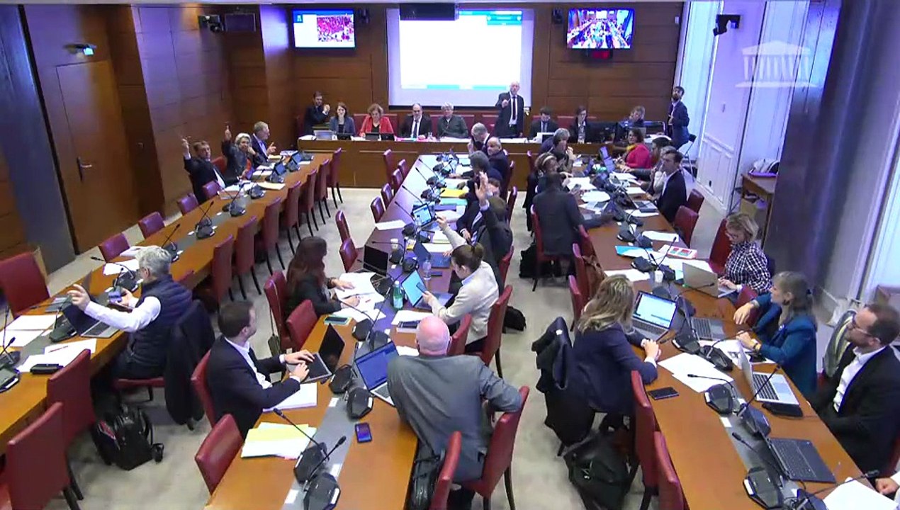 Commission des finances : Crédits des missions Travail, emploi et administration des ministères sociaux ; Recherche et enseignement supérieur (PLF 2026) - Dimanche 9 novembre 2025