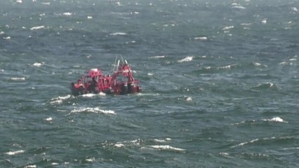 군산 어청도 근해서 중국어선 전복..."9명 실종" / YTN