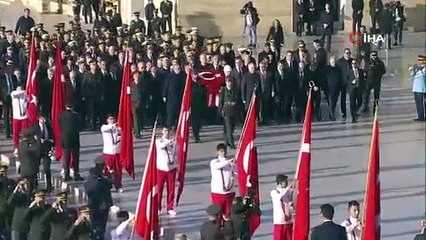 Cumhurbaşkanı Erdoğan, Anıtkabir’i ziyaret etti