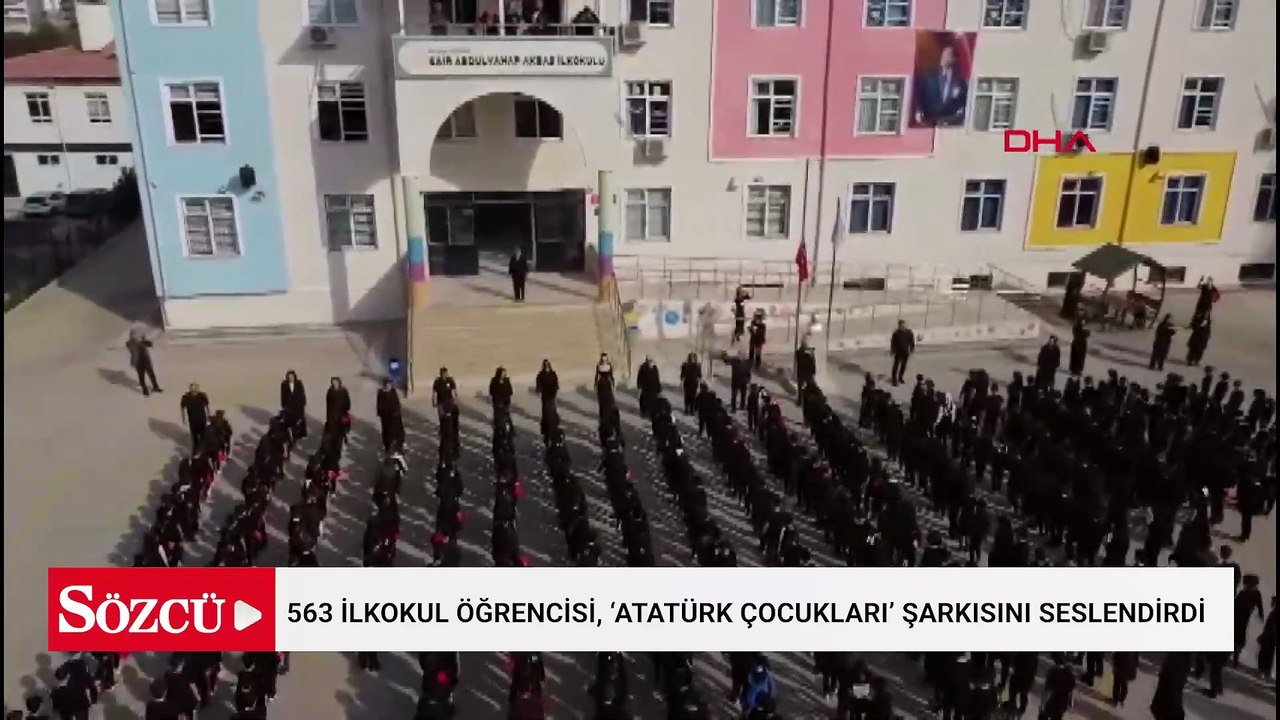 Batman’da 563 ilkokul öğrencisi, ‘Atatürk Çocukları’ şarkısını seslendirdi