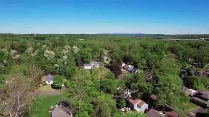 House Hunters - Season 271 Episode 8 - That's Amore in Pennsylvania