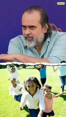 बच्चों जैसे सरल बनो || आचार्य प्रशांत