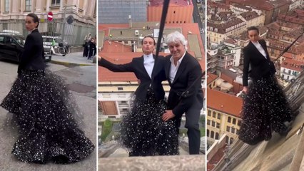 Kasia Smutniak sfiora il cielo: la danza sospesa sulla Mole Antonelliana