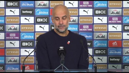 Pep Guardiola festeggia la sua 1000esima partita da allenatore