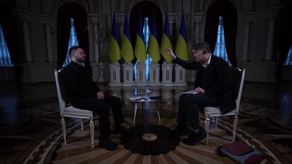 Light goes off during Zelenskiy interview amid power outages in Ukraine | FULL MOMENT