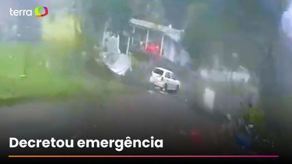 Vídeo mostra momento em que casa é ‘arrancada’ por tornado em município de Santa Catarina