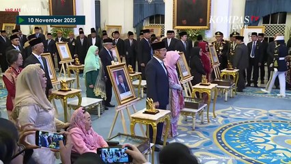 Tangis Keluarga Saat Marsinah Dianugerahi Pahlawan Nasional oleh Prabowo