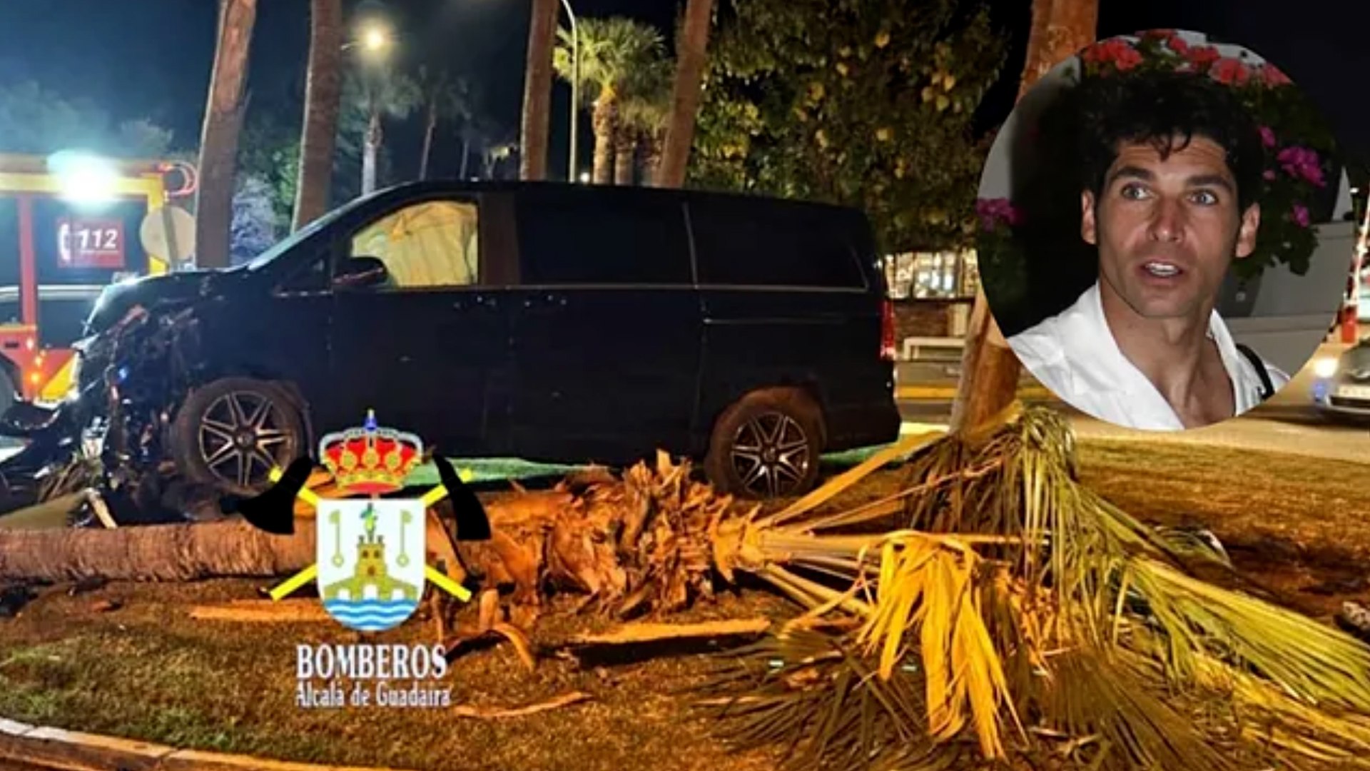 Cayetano Rivera estrella su furgoneta en una rotonda de Sevilla