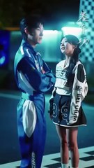 (3) The End. She pursued him with all her love and sincerity, always remaining self-disciplined and respectful of boundaries, never wavering until she fell out of love and married someone else in a white wedding dress. The usually calm man could no longer