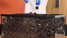 Eating 1000 Oreo 🍪