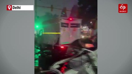 Delhi: Blast In Parked Car Near Red Fort