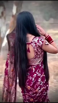 Viral Alert! Woman in Saree Dancing on Rooftop Breaks the Internet 🔥 | Trending Dance Video 2025
