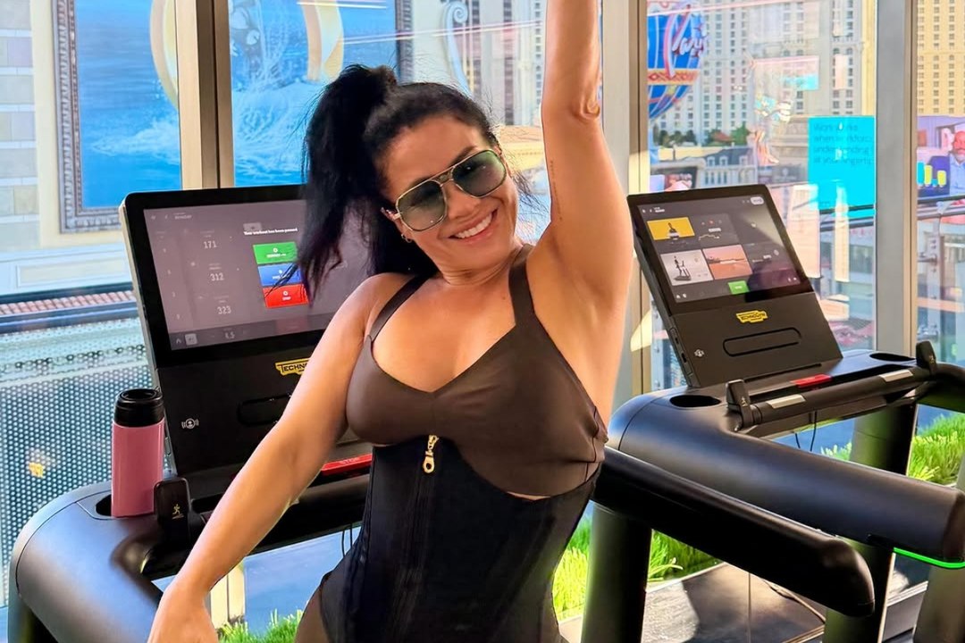 ¡Este es el potente jugo con el que Carolina Sandoval desinflama su cuerpo!