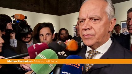 Piantedosi "Il calendario della Polizia rappresenta spirito e umanità del Corpo"