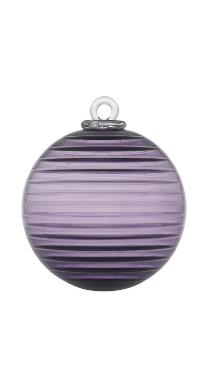 "J'avais peur de la faire tomber" : découvrez Grip, la nouvelle boule de Noël antidérapante de Meisenthal