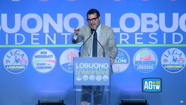 Salvini e i migranti: «Fuori dalle p... chi non rispetta le nostre tradizioni»