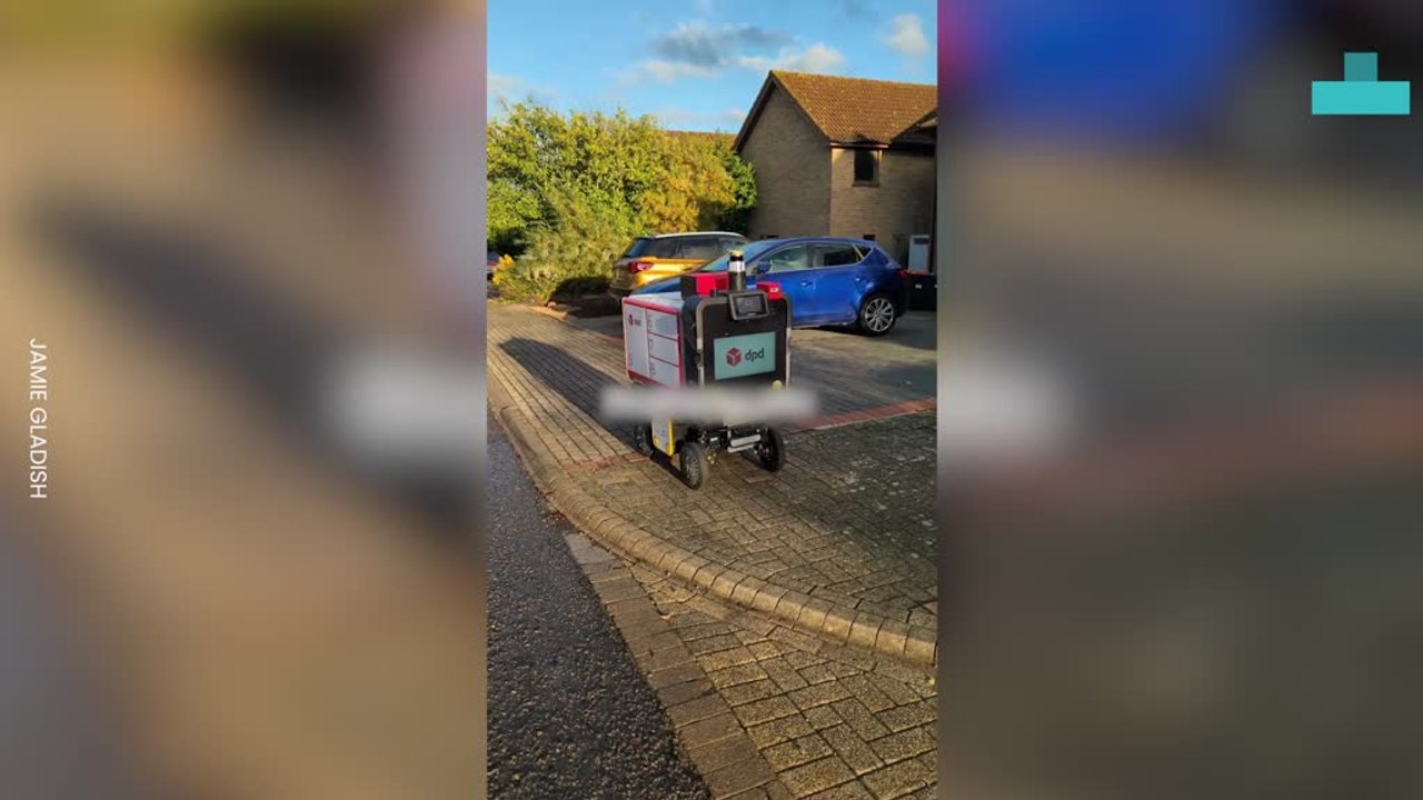 Dpd Delivery Robot Spotted in Uk