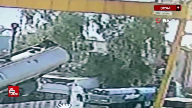 Şırnak'ta bir tırın tanker değişimi sırasında halat koptu