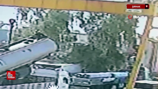 Şırnak'ta bir tırın tanker değişimi sırasında halat koptu