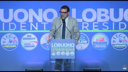 Migranti, Salvini: "Fuori dalla palle chi non rispetta nostra cultura"